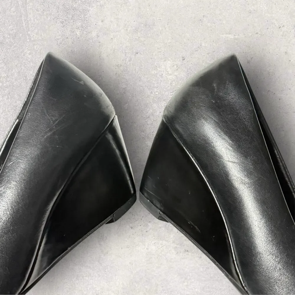 Clarks Artisan Women's Black Leather Slip On Wedge Heel SZ/5M